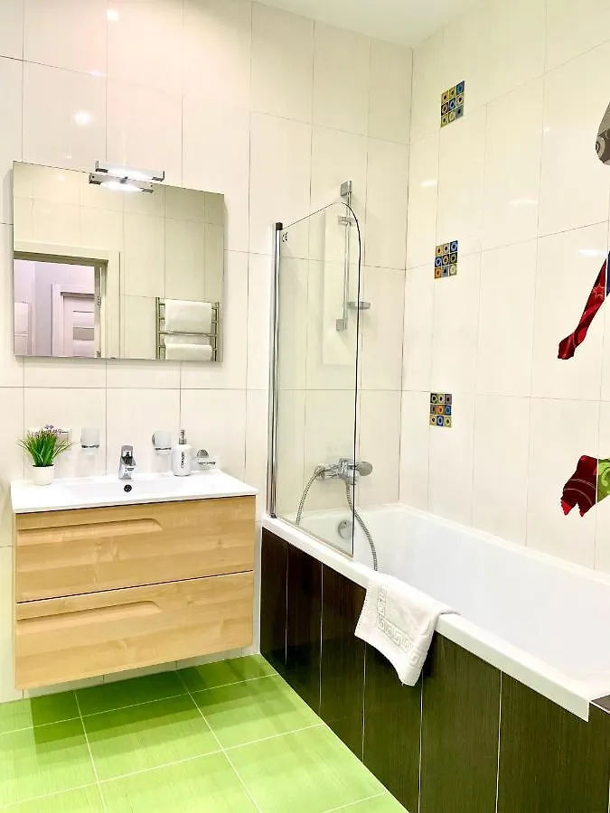 Navit Luxury Apartments With Breakfast Near The Railway Station, The City Center And The Park Kyiv
