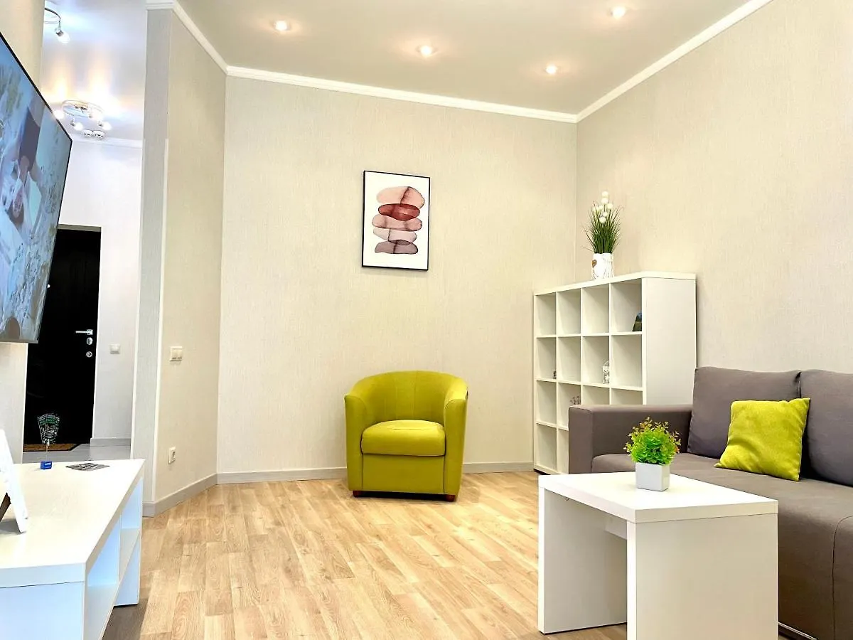Navit Luxury Apartments With Breakfast Near The Railway Station, The City Center And The Park Kyiv