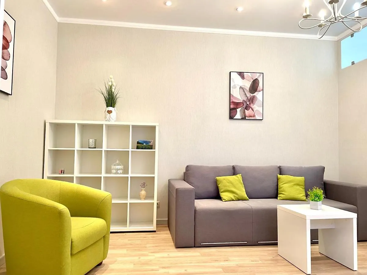 Navit Luxury Apartments With Breakfast Near The Railway Station, The City Center And The Park Kyiv