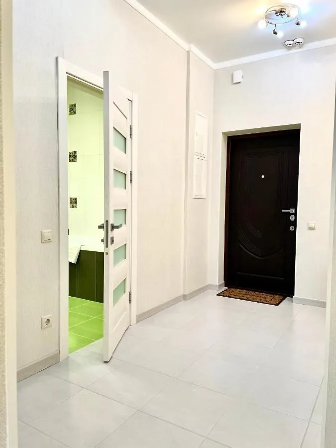 Navit Luxury Apartments With Breakfast Near The Railway Station, The City Center And The Park Kyiv